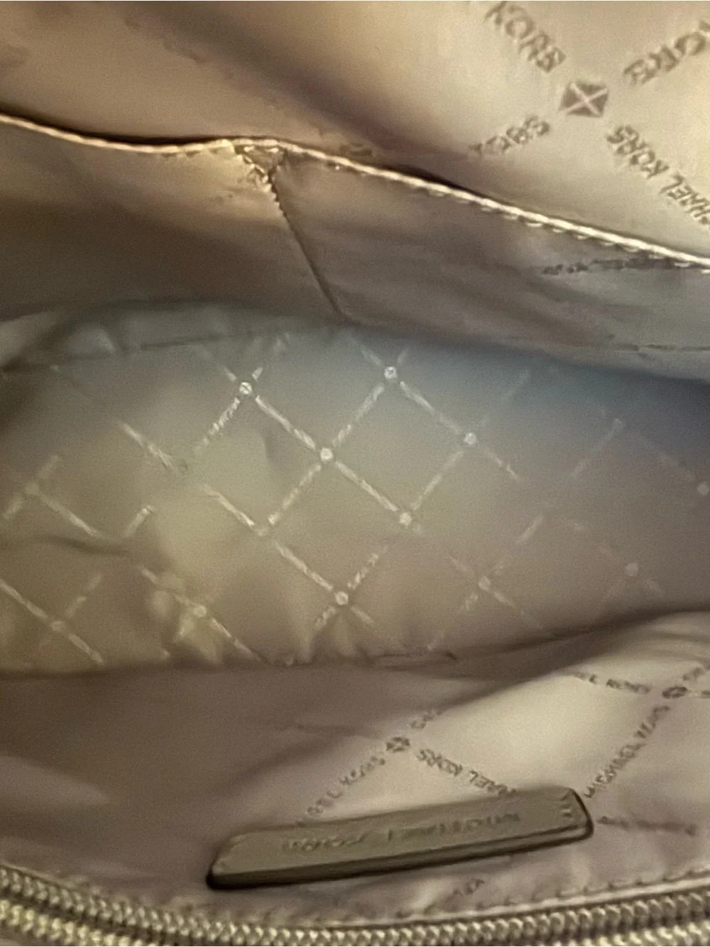Michael Kors gray leather Tote with Matching Wristlet
